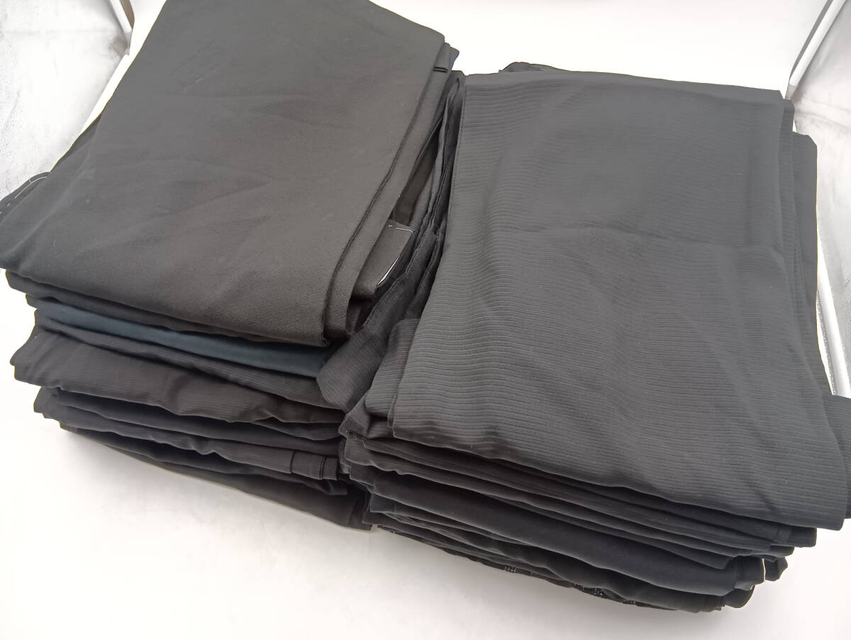 着物【黒服・喪服まとめ】20枚 良好品 正絹 羽織 道行 色柄色々 刺繍 金彩 大島 等 リメイク素材 アンティーク 和装 手芸_S4900
