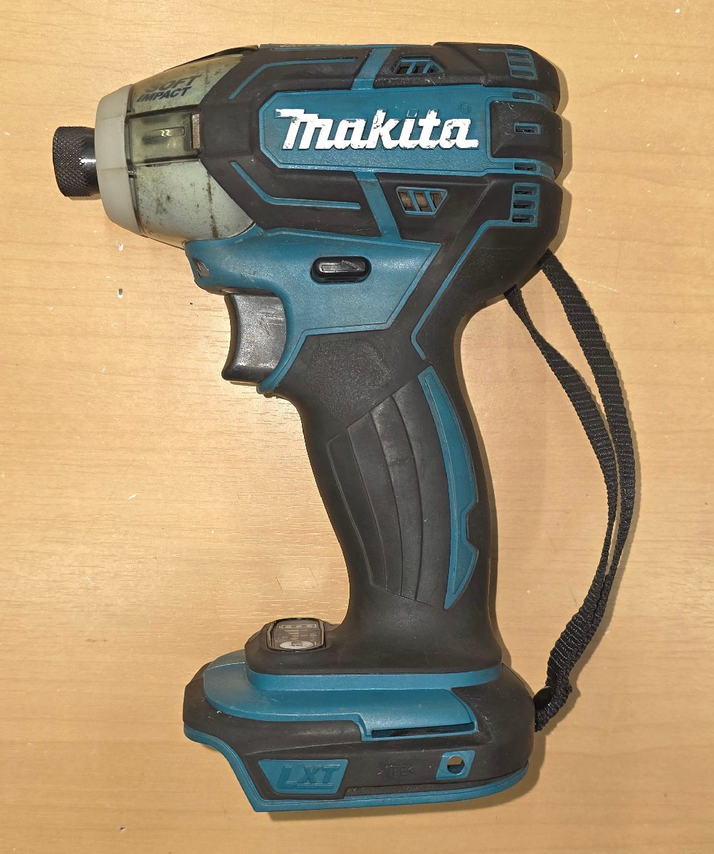 動作良好 マキタ(makita) コードレス 充電式ソフトインパクトドライバー TS141D 電動工具