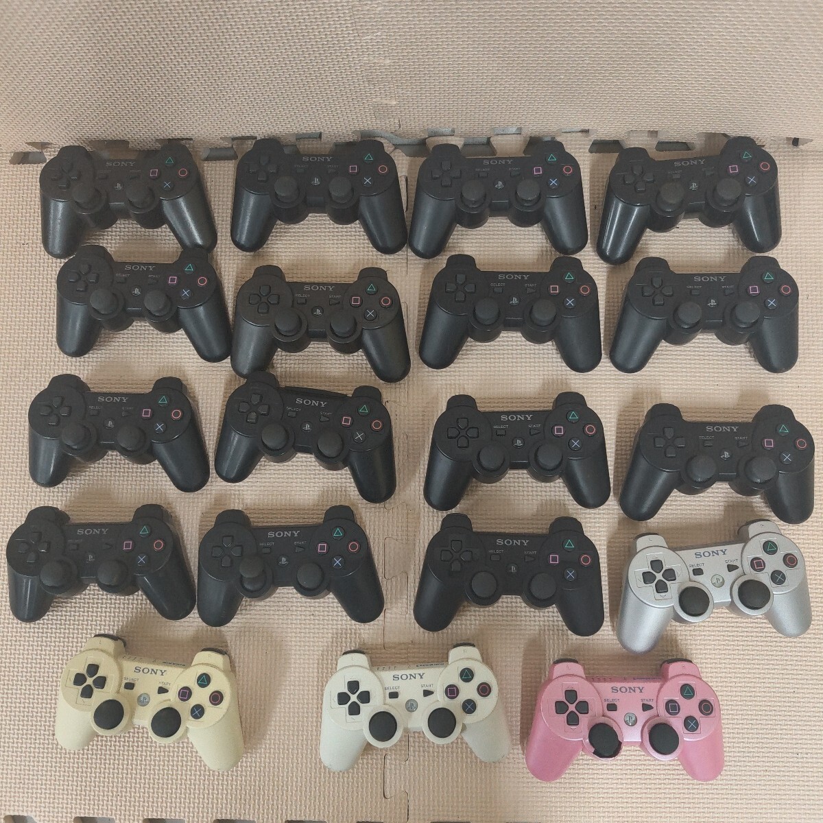 002 PS3 コントローラー まとめ １９点SONY DUALSHOCK3 ワイヤレスコントローラー ソニー PlayStation3 動作未確認 ジャンク