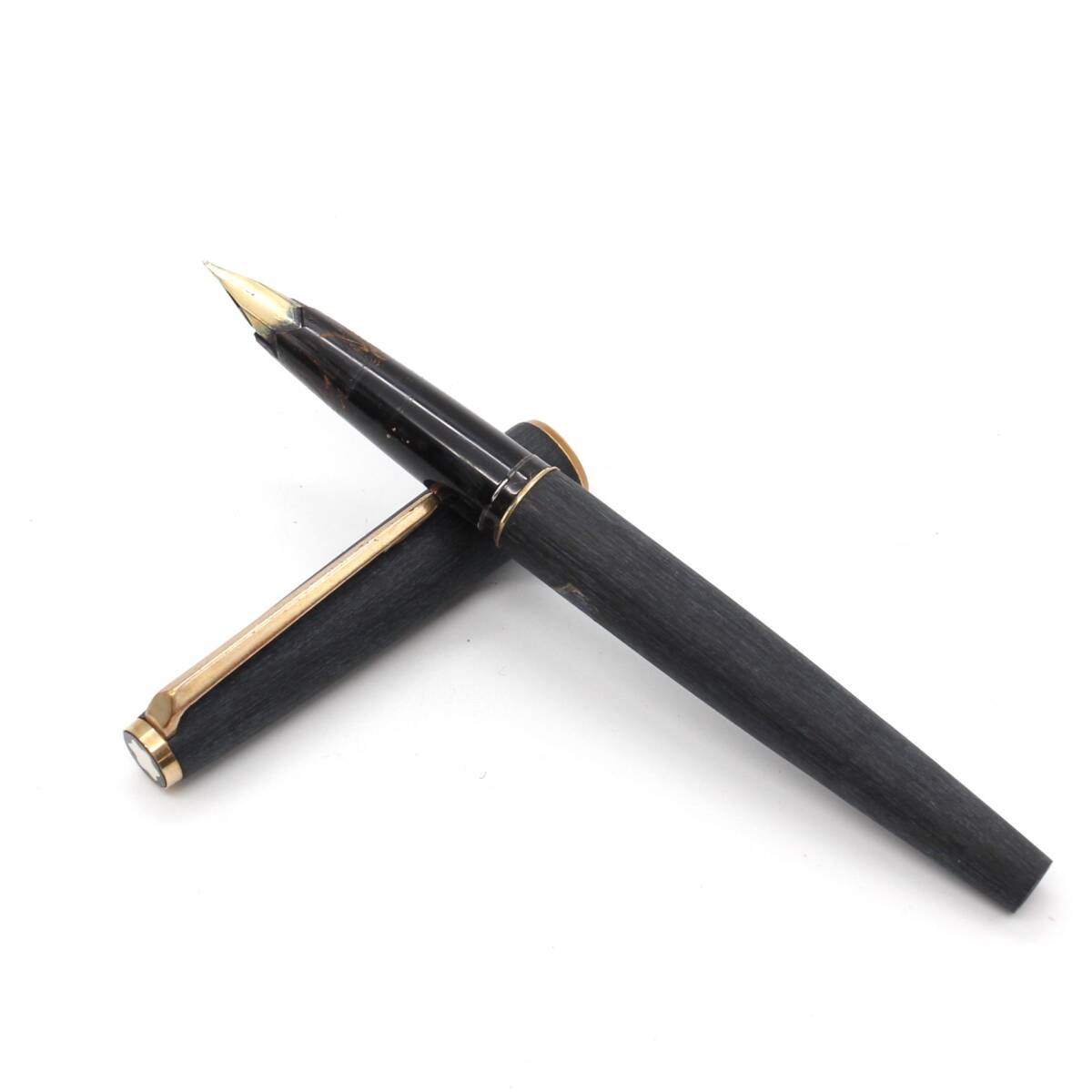 【MONTBLANC モンブラン】 220 万年筆 ペン先 14K 585 刻印 ウッド調 木目調 筆記未確認 筆記用具 ケース付き