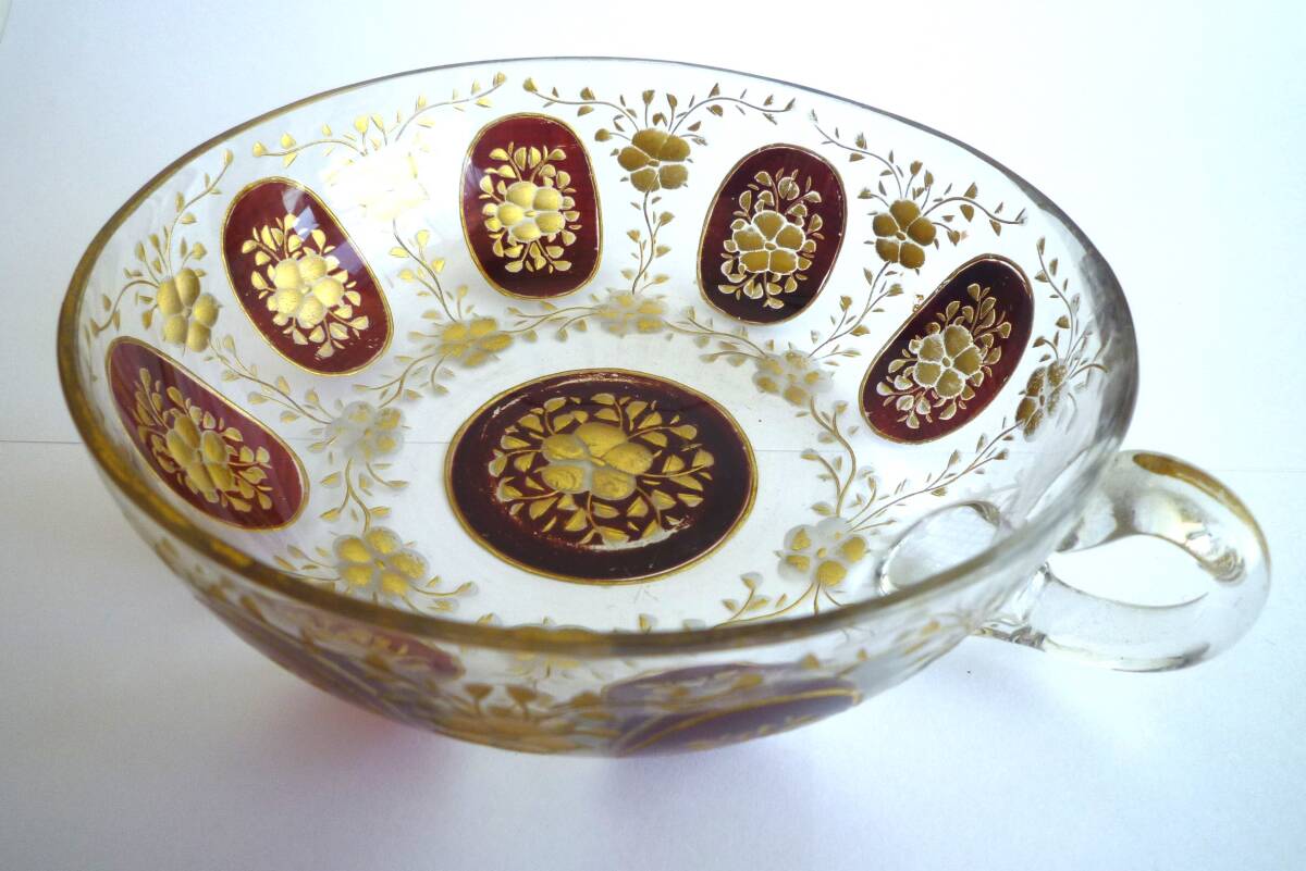 アンティーク（１９００年代初頭）金彩切子手付ボール　チェコスロバキア製・手付の小ボール・グラヴィール上から マットな金彩