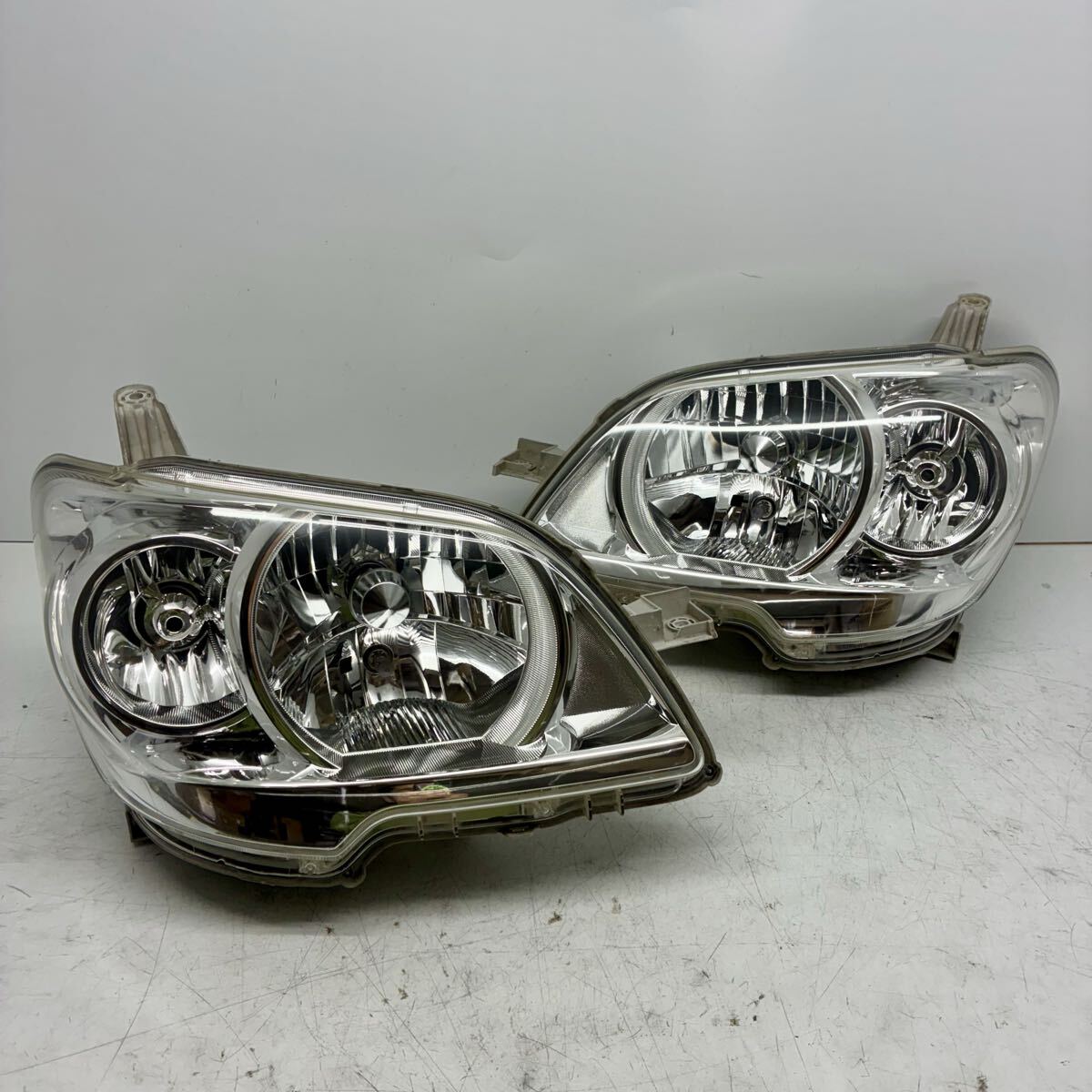 良品【コーティング済】L455S L465S タント エグゼ カスタム ヘッドライト ランプ レンズ 左右セット LR HID koito 100-51032 P80625