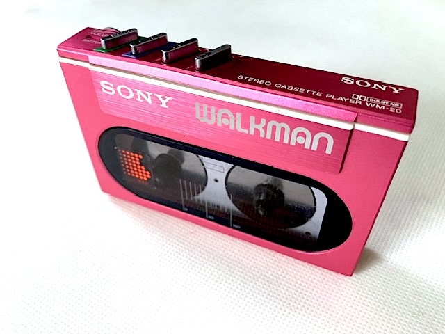 SONY ソニー Walkman WM-20 ウォークマン ピンク スライド式カセットケースサイズ 