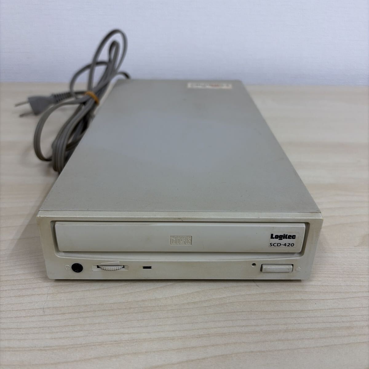 ☆ Logitec CD-ROMドライブ SCD-420 通電確認済 ジャンク
