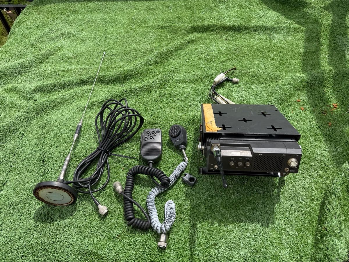NEC TR4P1D-6AT型 無線電話装置 M204D ハンドマイク ダイナミックマイク 一式 ジャンク品　　h