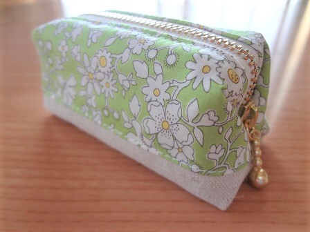 *ハンドメイド*リバティ*Maddsie/ライトグリーン*マッジー*ミニポーチ*