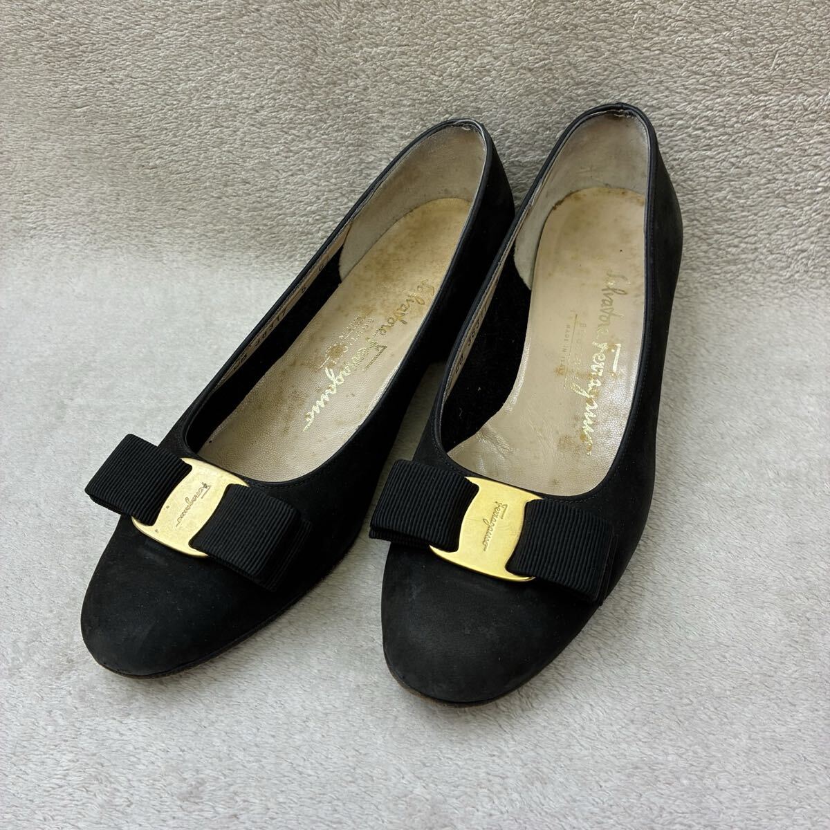 【S1-258】Ferragamo フェラガモ ブァラリボン フラット パンプス ブラック　338 DB 38317 5 C