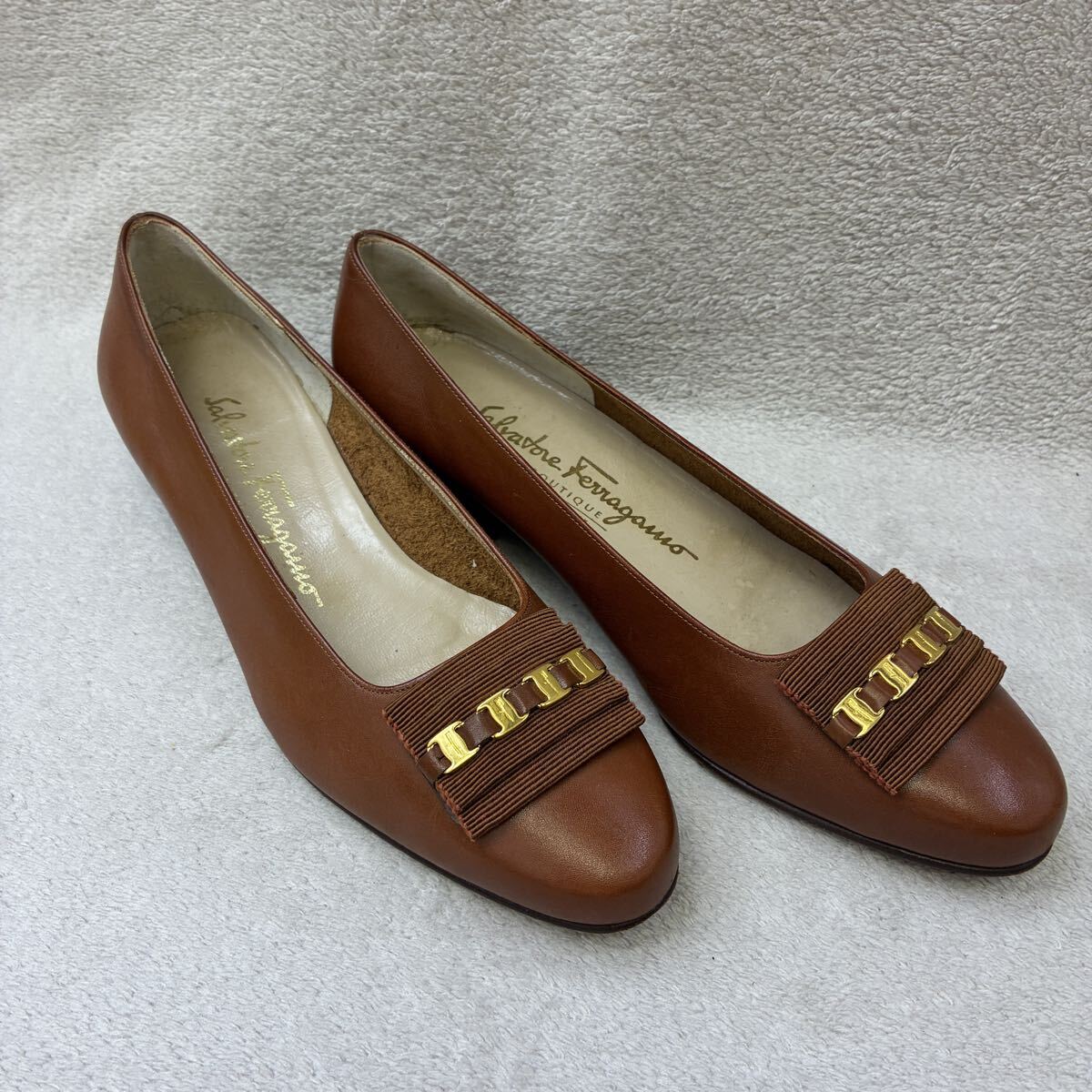 【S1-259】Ferragamo フェラガモ ガンチーニ ビットローファー ブラウンレザー 823 DB 40698 5 C パンプス