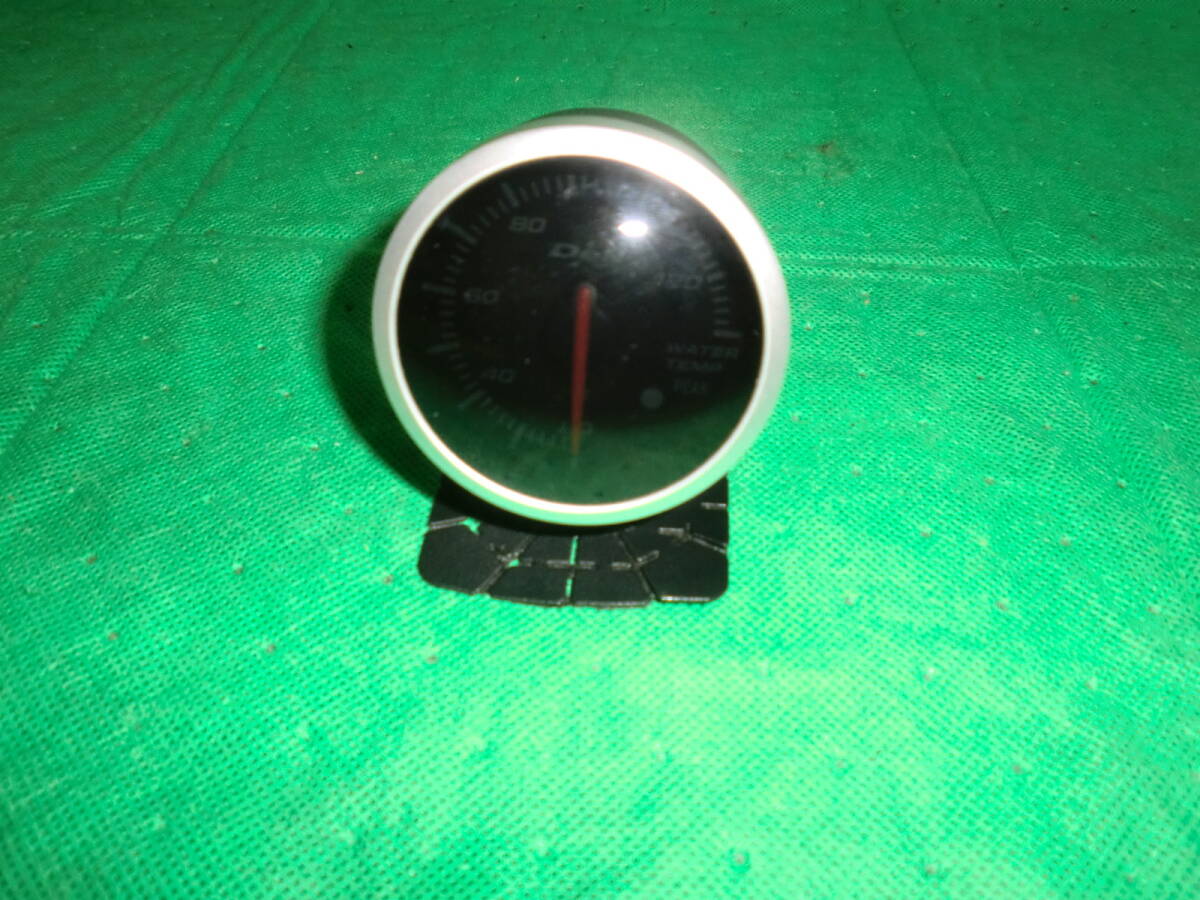 Defi　水温計　Water Temp　赤、白ライト　本体のみ　作動未確認品　J325