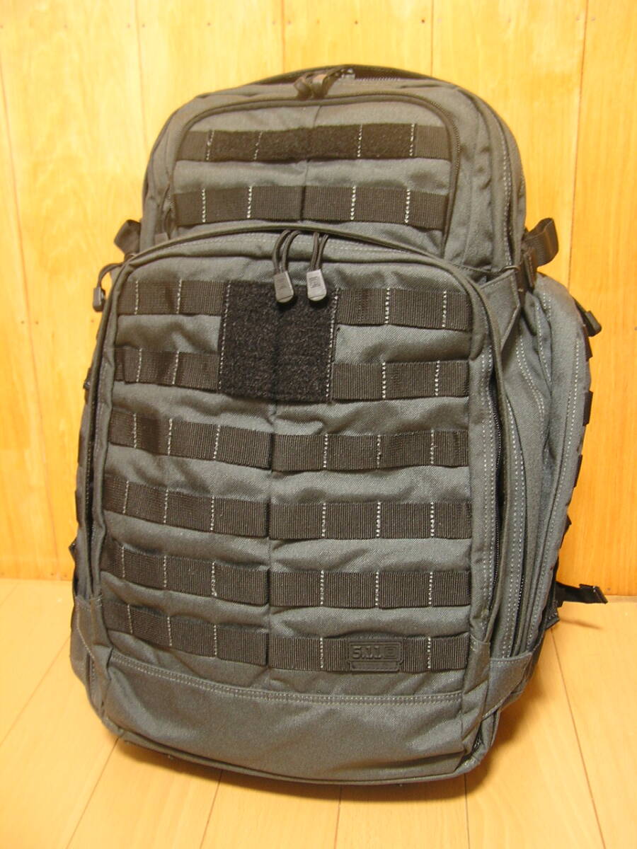 美品 5.11タクティカル RUSH72 バックパック ダブルタップ ラッシュ72 サバゲー 登山 キャンプ アウトドア 旅行 通勤 通学 防災