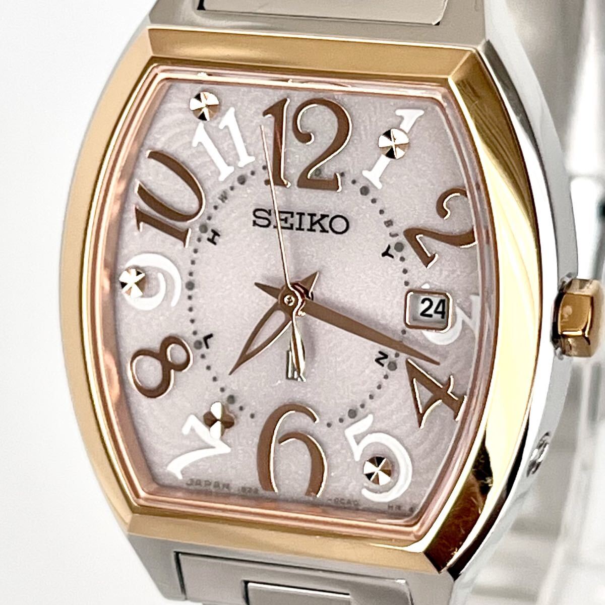 【稼働】磨き済み セイコー SEIKO ルキア LUKIA レディース 腕時計 電波ソーラー 美品 ピンクシルバー文字盤 ゴールド s2366