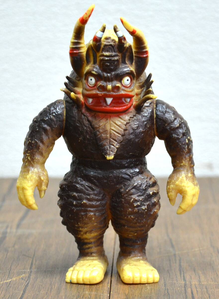 M-20 BANDAI バンダイ 円谷プロ 1983 ミクラス ソフビ フィギュア 怪獣 玩具 昭和レトロ 保管品