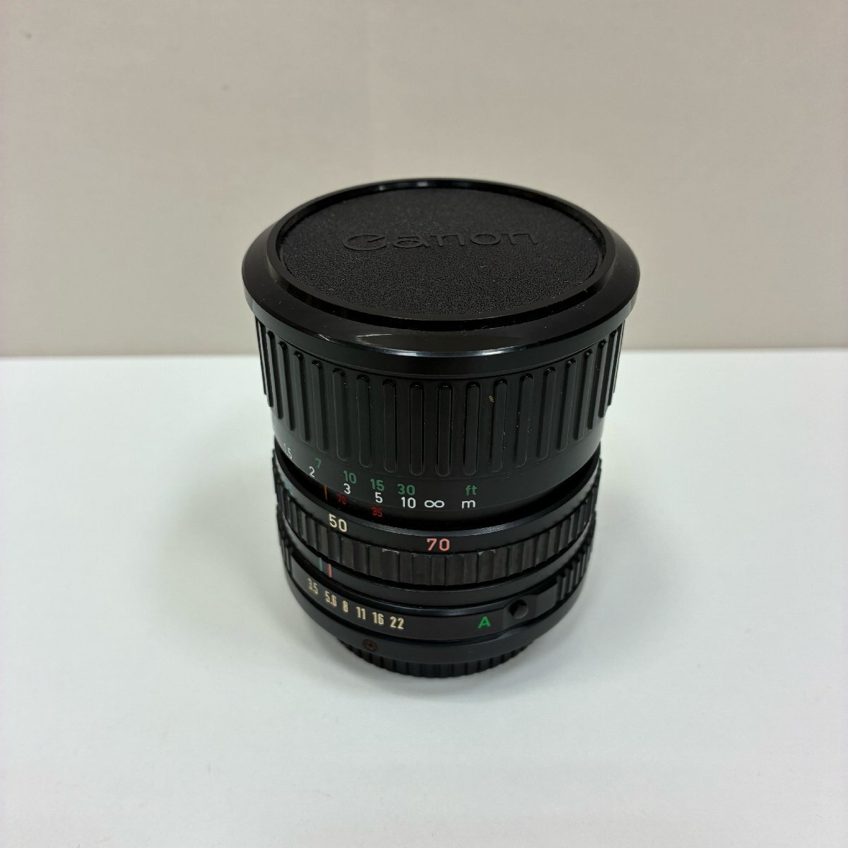 【561_93602】1円～ Canon FD35-70mm F3.5-4.5 MARCO機構搭載 黒 キャノン レンズ ズームレンズ 標準ズーム 動作未確認