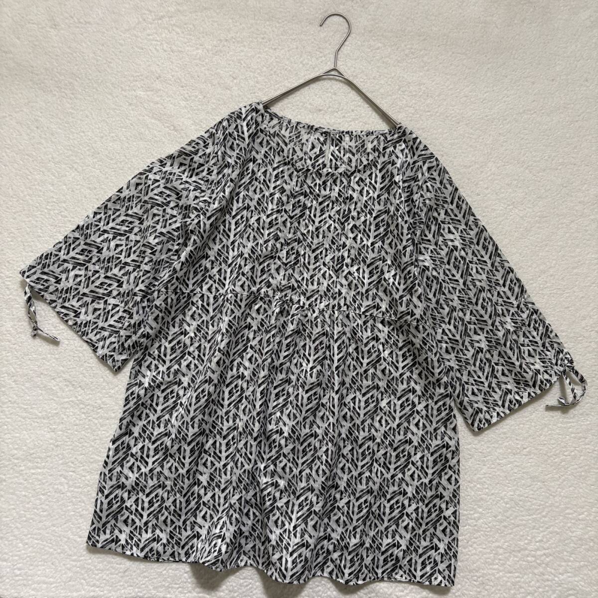大きいサイズLL Good Life With... グッドライフウィズ 総柄 袖リボン 半端袖 チュニックシャツ ブラウス レディース トップス