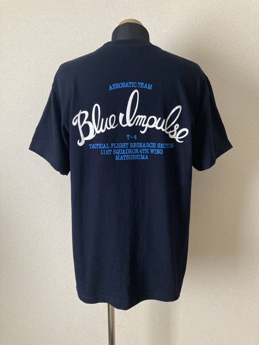 【Blue Impulse】Tシャツ L 航空自衛隊 曲芸飛行隊 松島基地 T-4 良品 ネイビー 航空機 戦闘機 JASDF ブルーインパルス