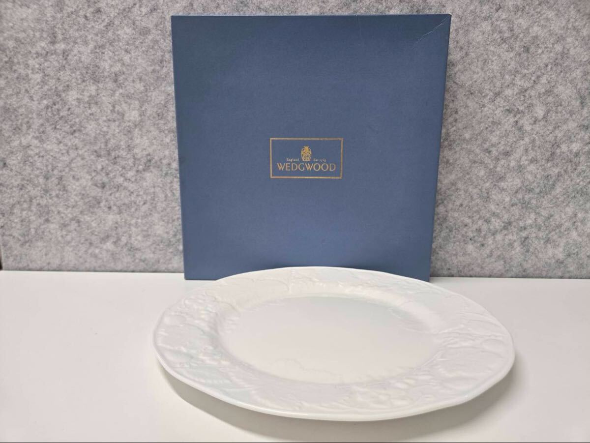 2736) WEDGWOOD ウェッジウッド ストロベリー＆バイン 約28cm 大皿 プレート 箱付き 現状品