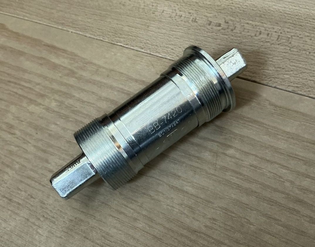 ★1点のみ 未走行 FSA / RPM BB-7420 68mm 110mm 四角テーパー 即決