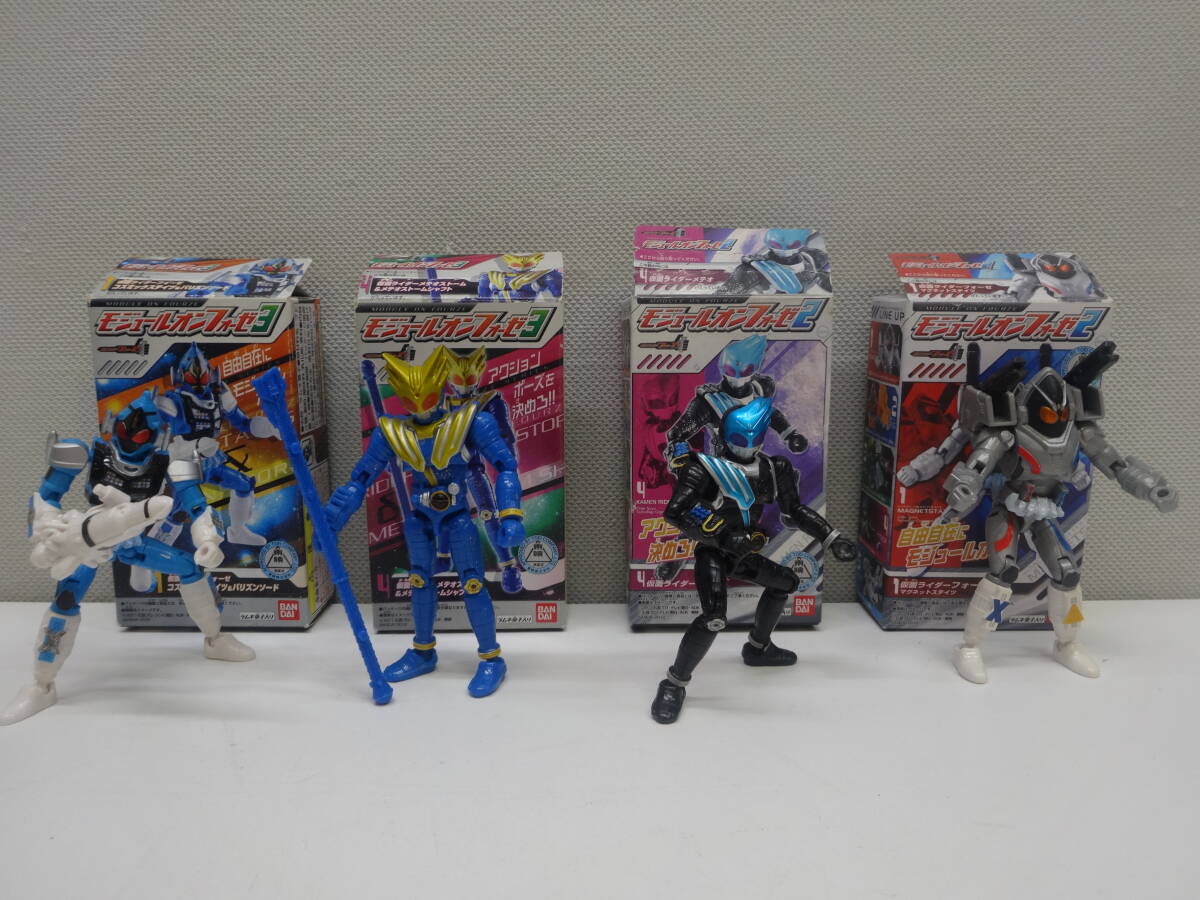 玩具祭 バンダイ 仮面ライダーフォーゼ モジュールオンフォーゼ2、3 おまとめ 菓子無し 中古品 現状品 汚れ有 長期自宅保管品 BANDAI