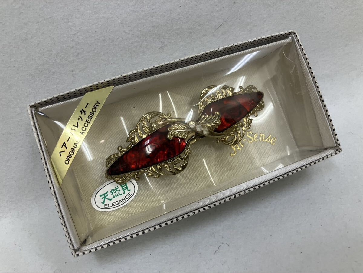 A【10D72】バレッタ　天然貝　ヘアーバレッタ レッド 箱付き シェル アクセサリー 髪留め アンティーク ヴィンテージ おしゃれ