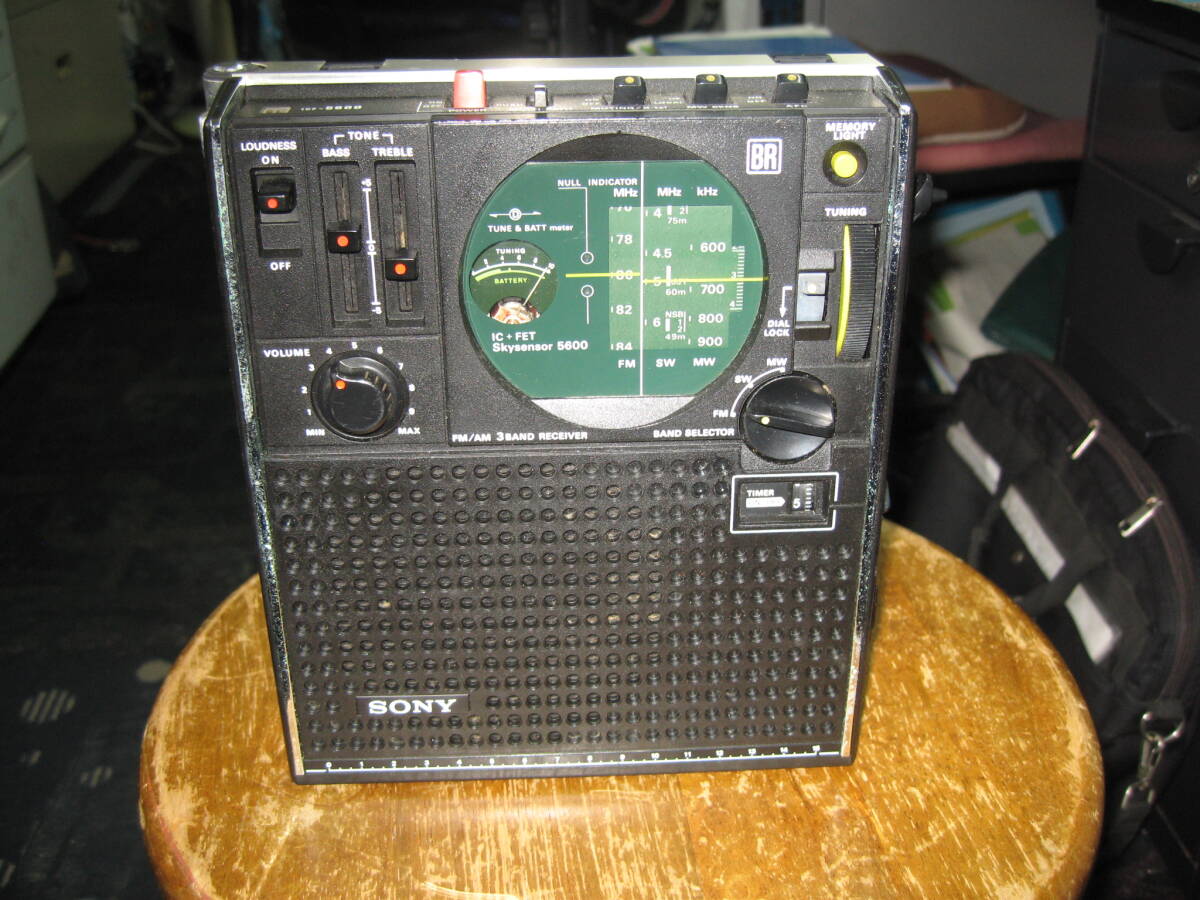 SONY ICF-5600 　当方のコレクション品です。動作確認しました