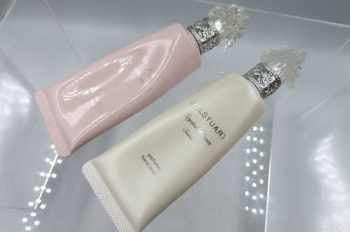 ★◇【即決有】 JILL STUART ジルスチュアート クリスタルブルーム パフュームド ハンドクリーム スノー 40g 2本セット 中古品