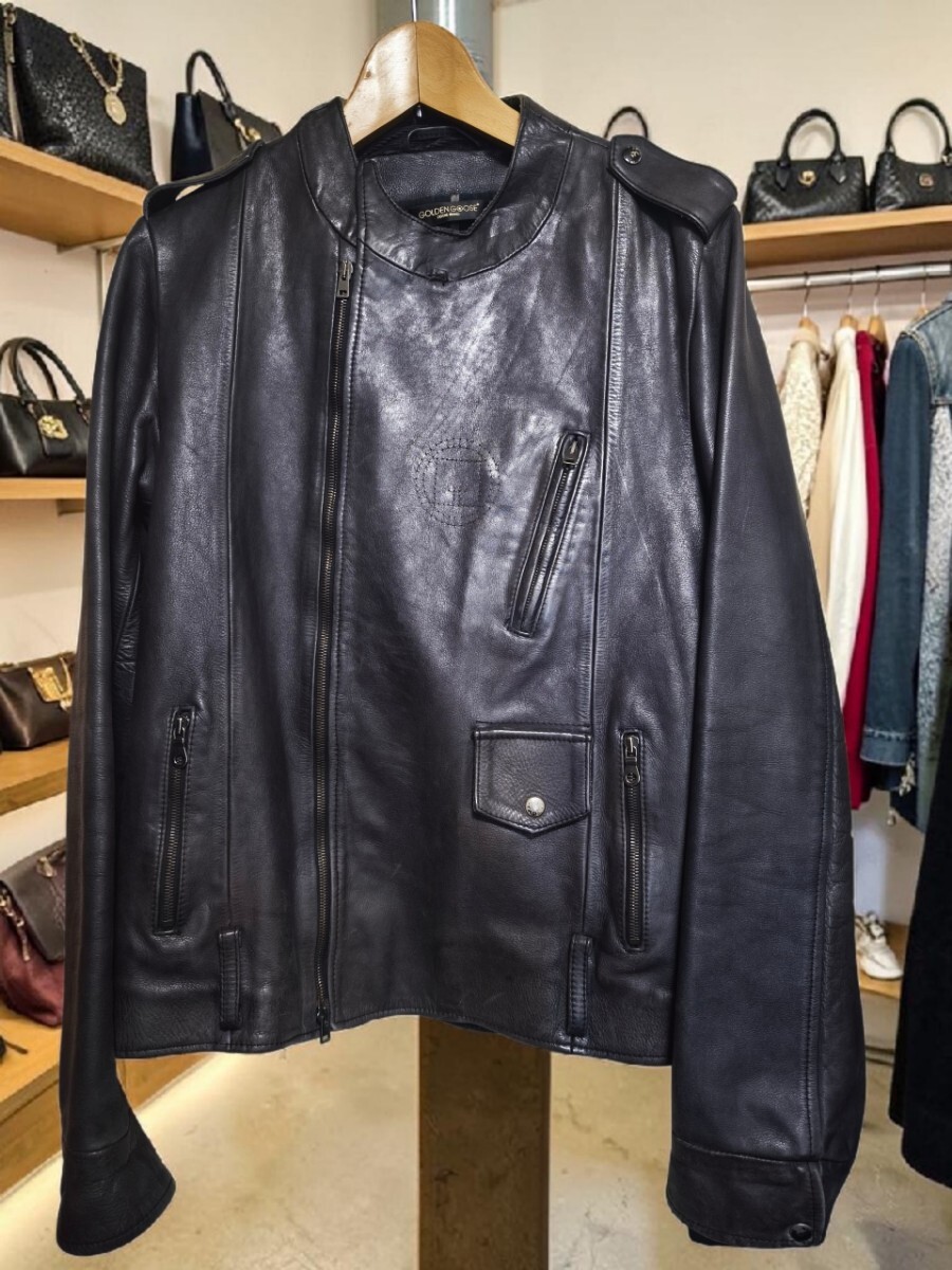 GOLDEN GOOSE DELUXE BRAND レザーライダースジャケット ブラック　サイズM 定価25万円以上　最終値下げ。