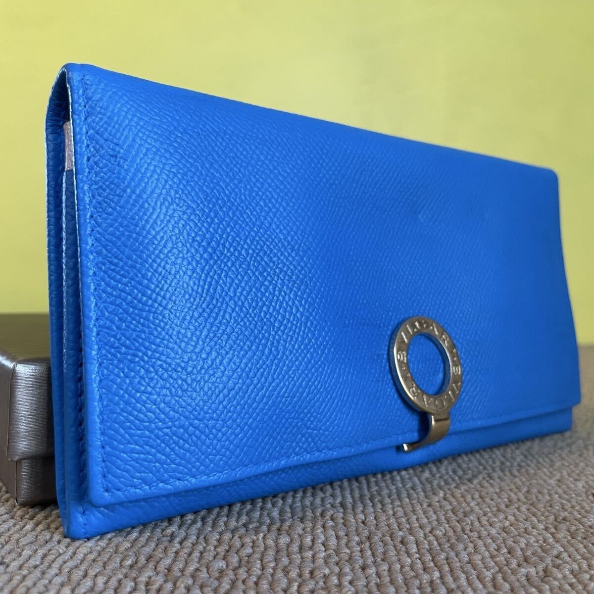 一円　美品 レアモデル　BVLGARI ブルガリ 二つ折り 長財布 ビーゼロ ロングウォレット 財布 バイカラー　ブルー