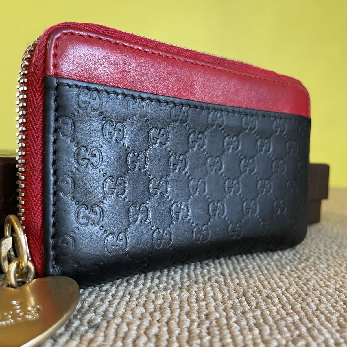 一円　美品 GUCCI グッチ マーモント ラウンドファスナー シマ レザー ブラック 長財布 黒　コンパクトウォレット