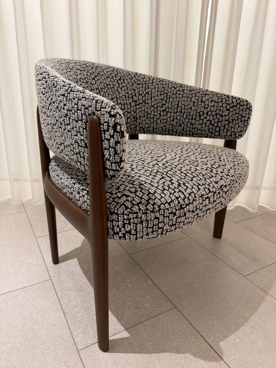 ＊U-519＊ラウンジチェア/arflex/LOUIS LOUNGE/ルイラウンジ/美品/参考価格396,000/展示品＊