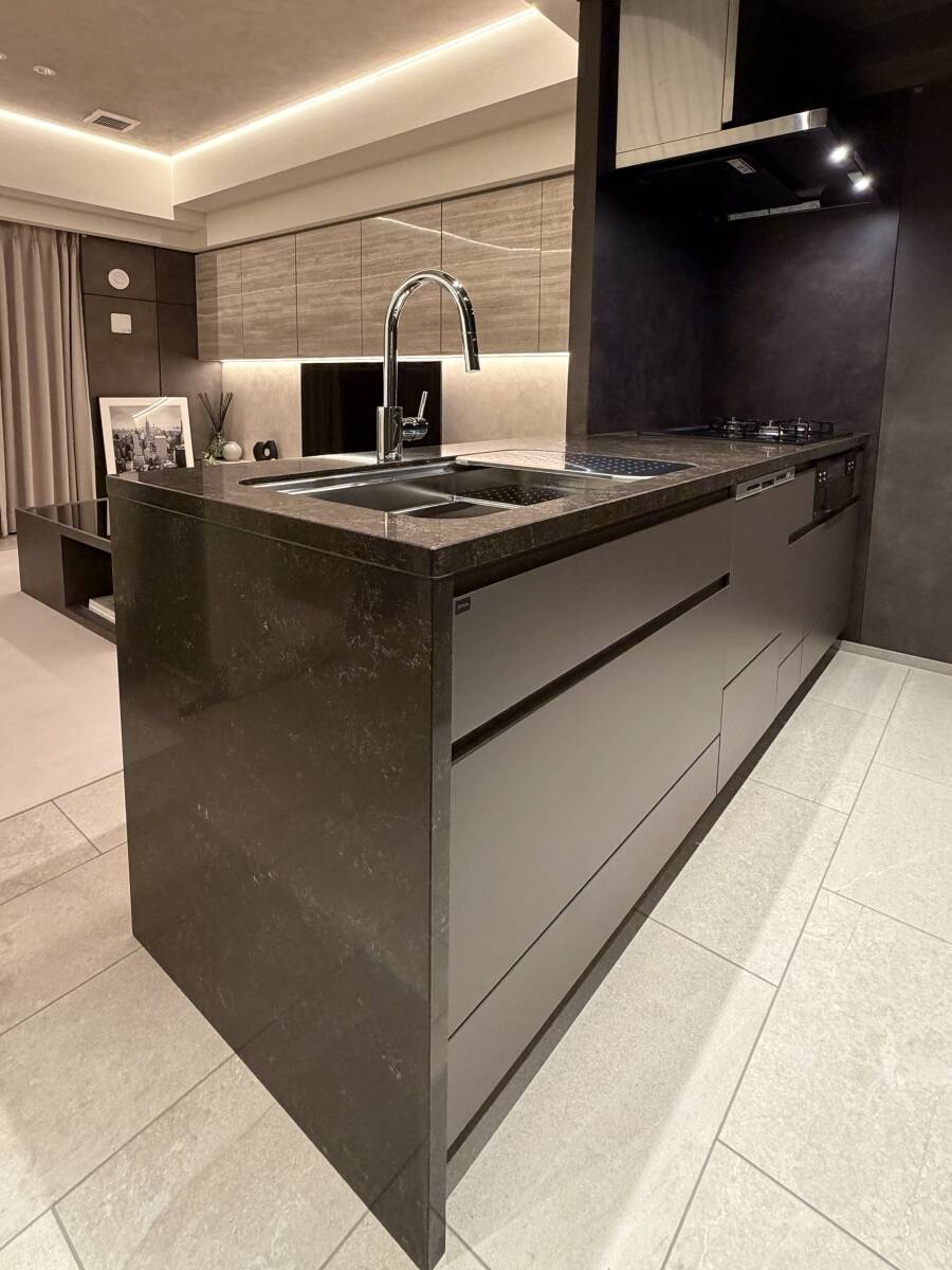 ＊U-500＊システムキッチン/タカラ/フィオレストーン/W2395/高級仕様/GROHE 水栓搭載/展示品＊