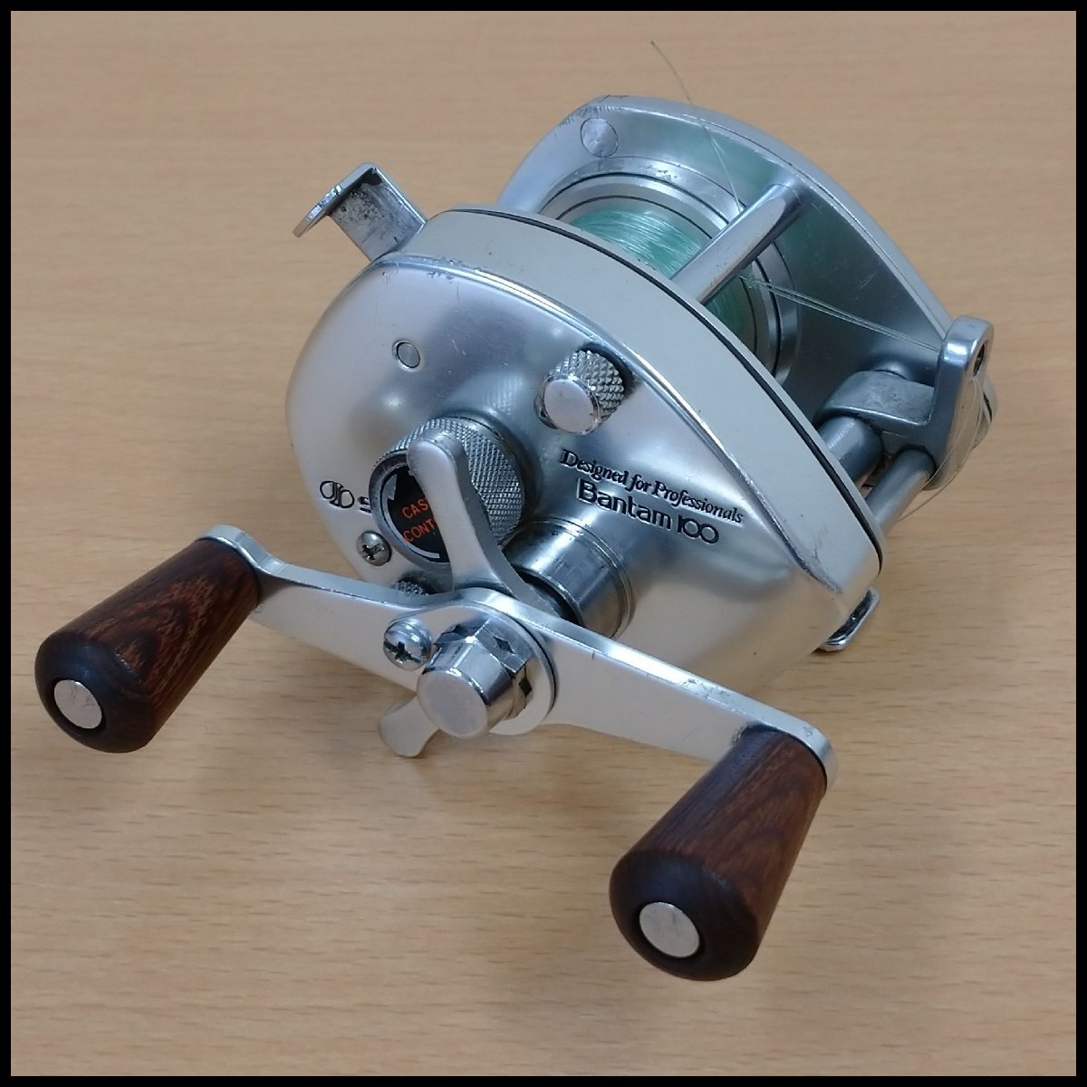 希少　SHIMANO シマノ　Bantam 100 バンタム100　右ハンドル　ベイトリール　オールドリール