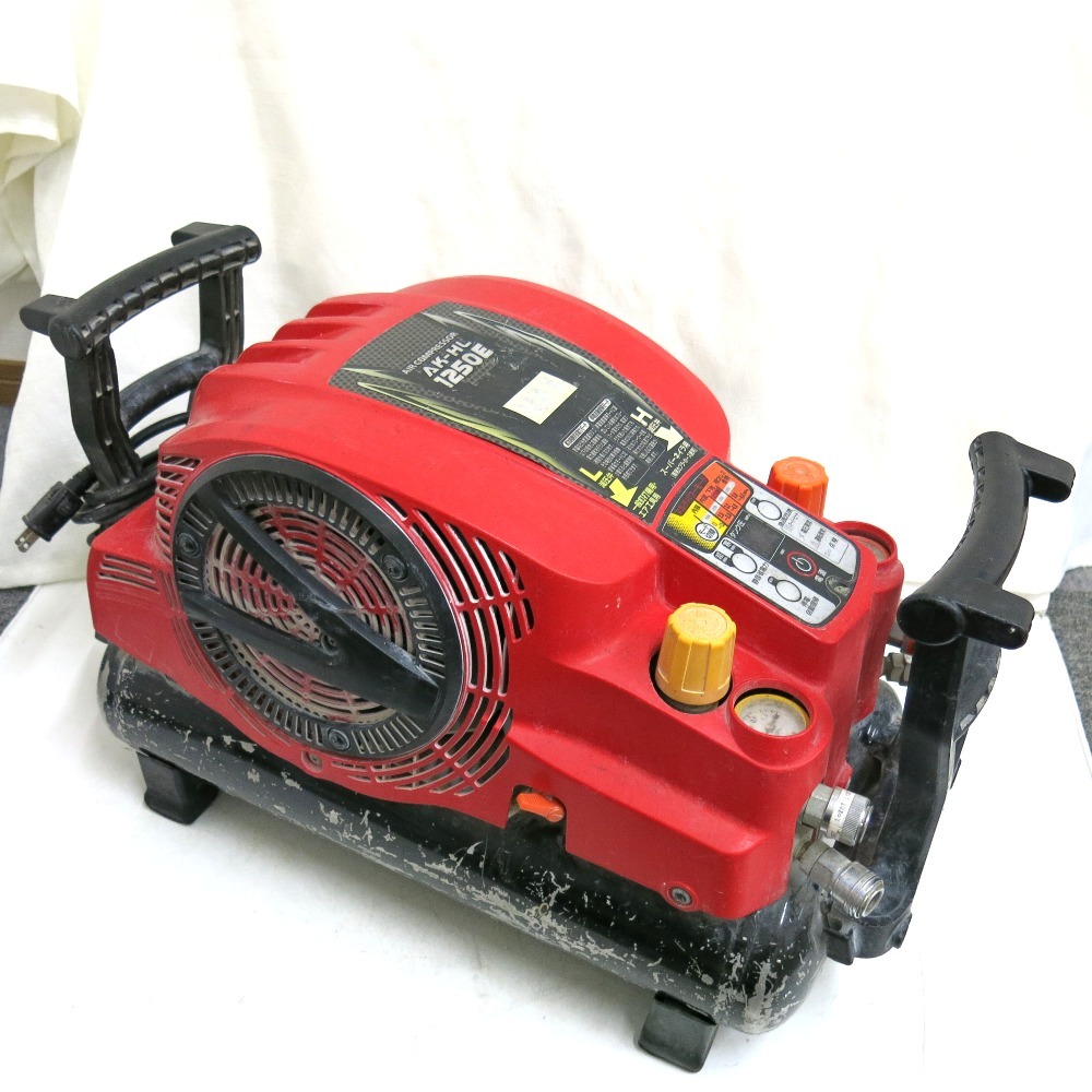 Hn431901 マックス　スーパーエアコンプレッサ　AK-HL1250E 中古