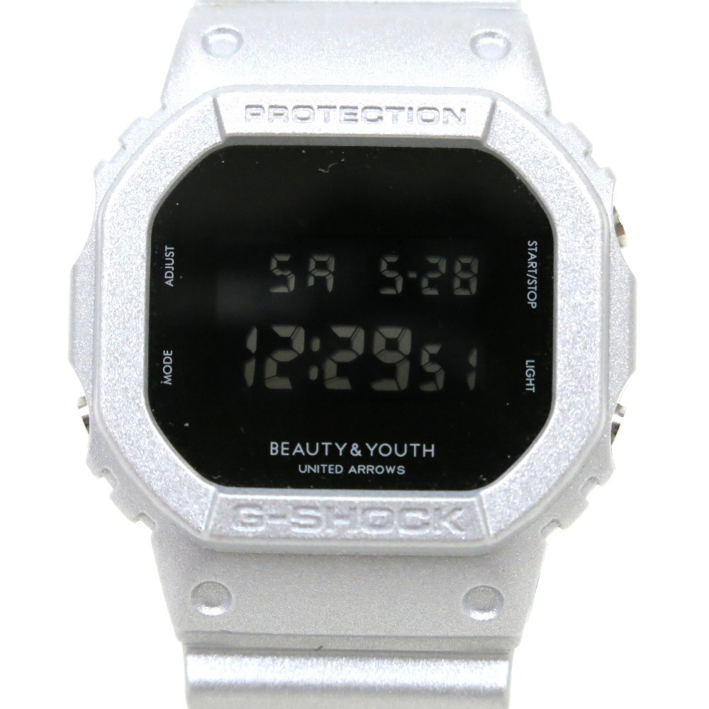 Hn482781 腕時計 カシオ　G-SHOCK　DW-5600VI　BEAUTY＆YOUTHコラボ　#ライトグレー 中古・美品
