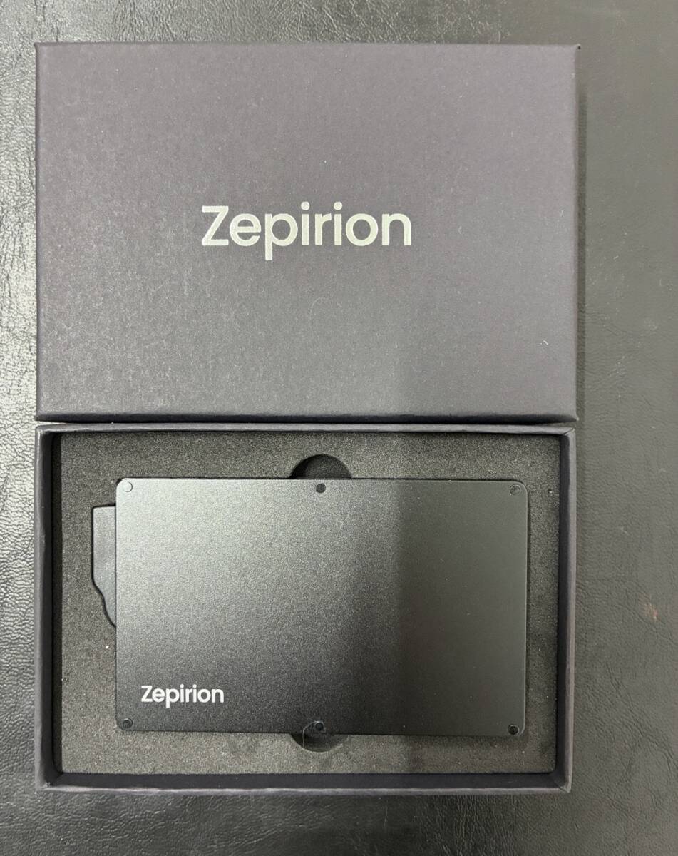 2250★ゼピリオン Zepirion　スキミング防止付きアルミ製 スリムカードケース スライド式 ワンタッチ マネークリップ付 開封済み未使用品