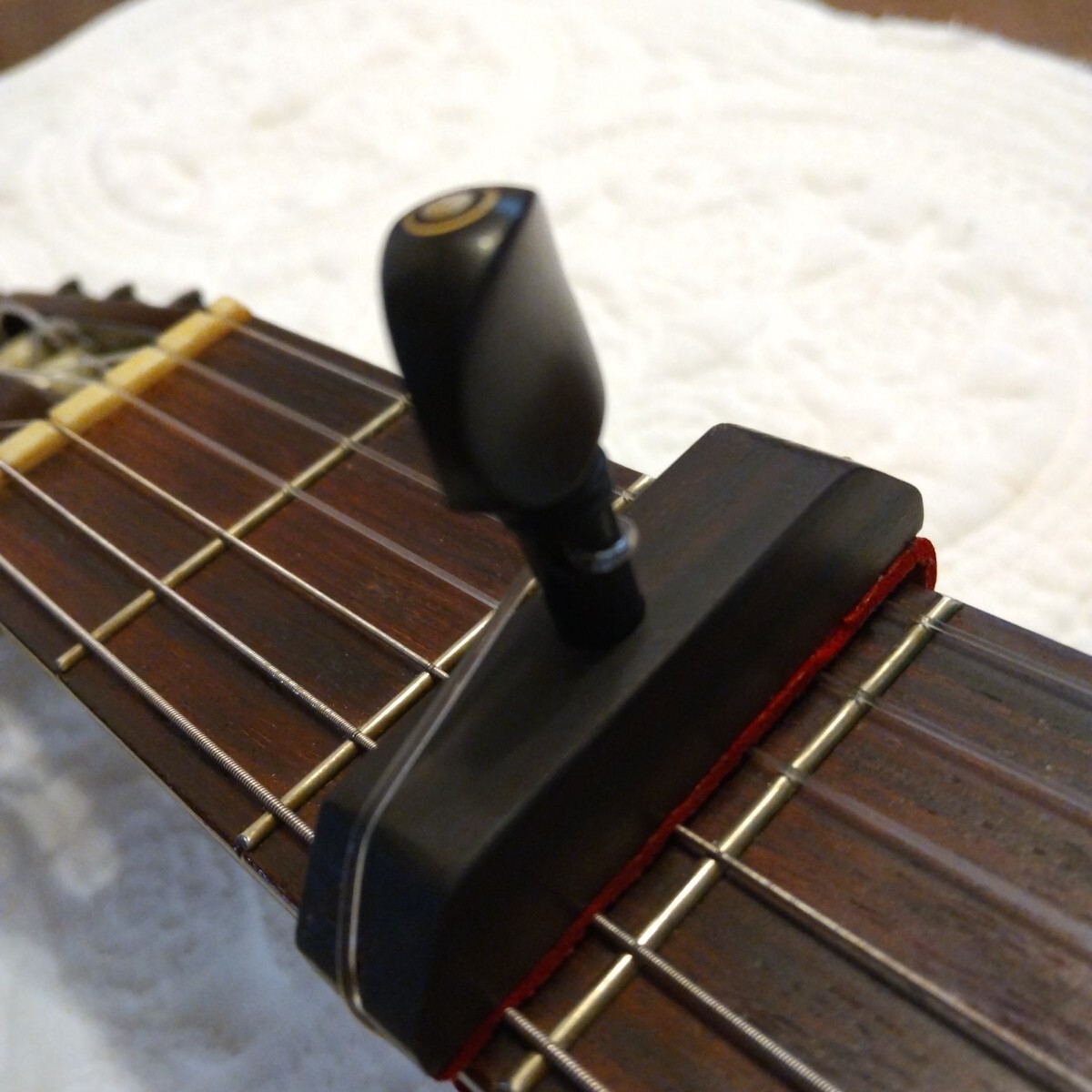 ハンドメイド 木製 カポタスト 銘木 黒檀 フラメンコ & クラシックギター用に 贈り物にも♪♪