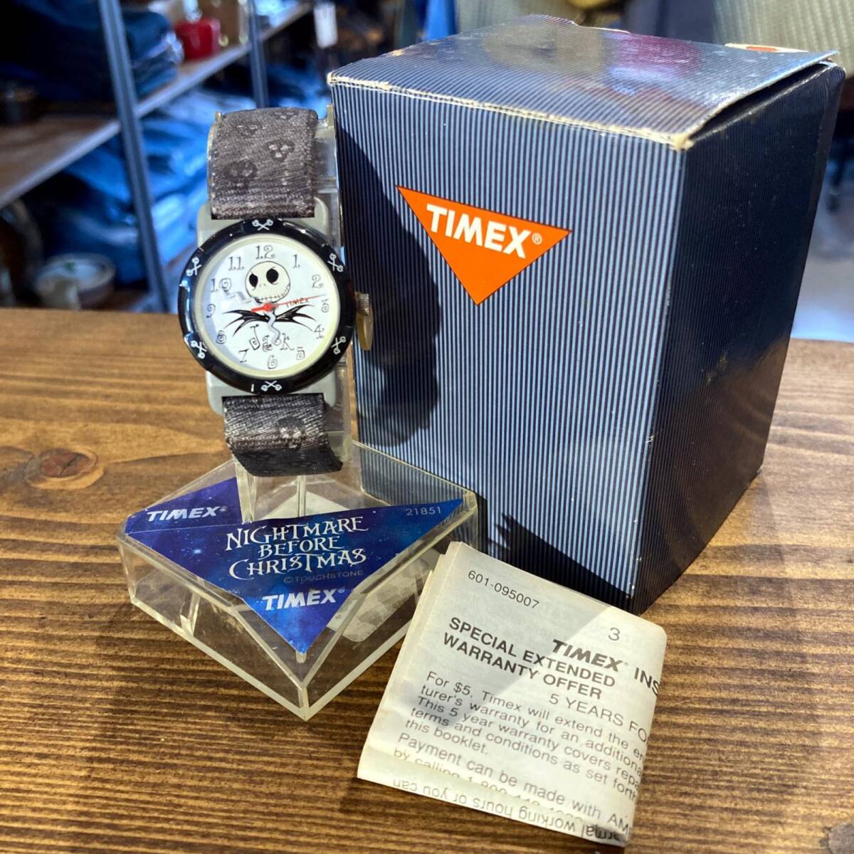MP370)ジャンク TIMEX Nightmare Before Christmas 腕時計 箱説付き 現状品 / タイメックス ナイトメアビフォアクリスマス 当時物 クォーツ