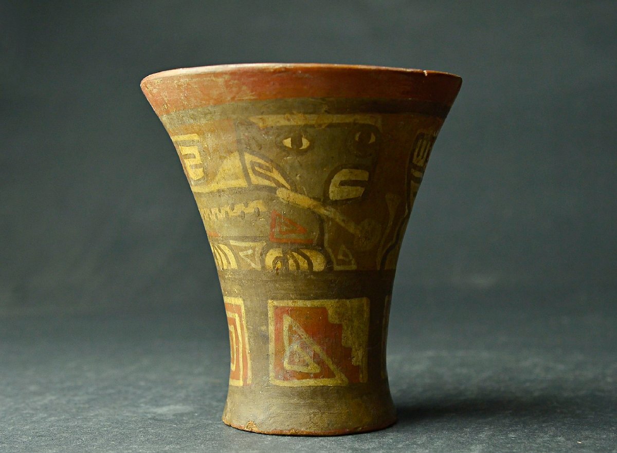古代アンデス文明 ティワナク文化 加彩人物紋ケロ(酒器) 紀元前1世紀 紀元後8世紀 ★【YB】古代オリエント古美術26Y462-5