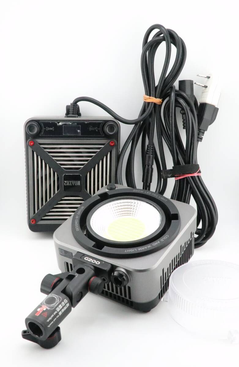 ★良品★ZHIYUN MOLUS G200 COB撮影ライト LED ビデオライト★　I0520＃5048