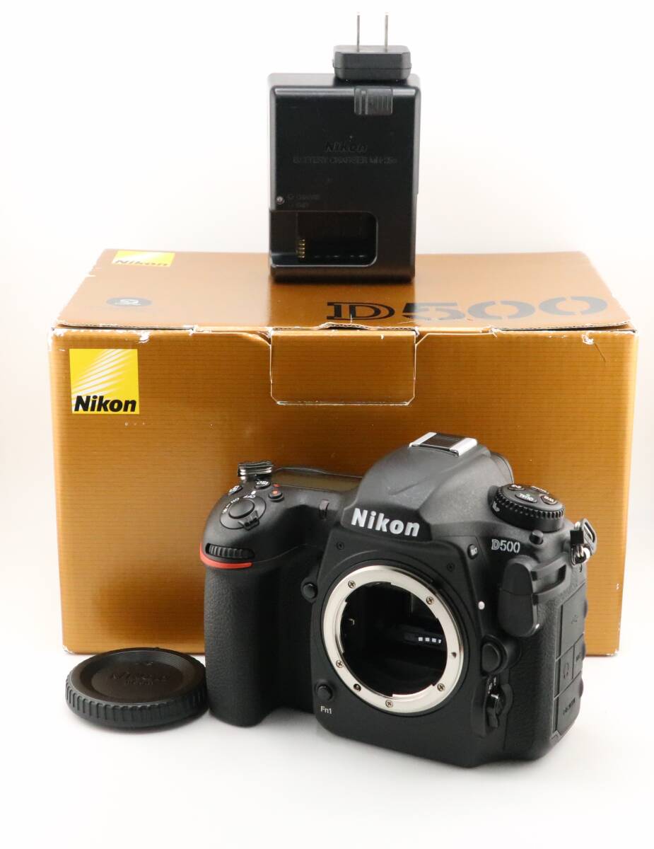 ★極上品★ショット数16,789 回★ニコン NIKON D500 ボディ 元箱・充電器付★　W0582＃4889