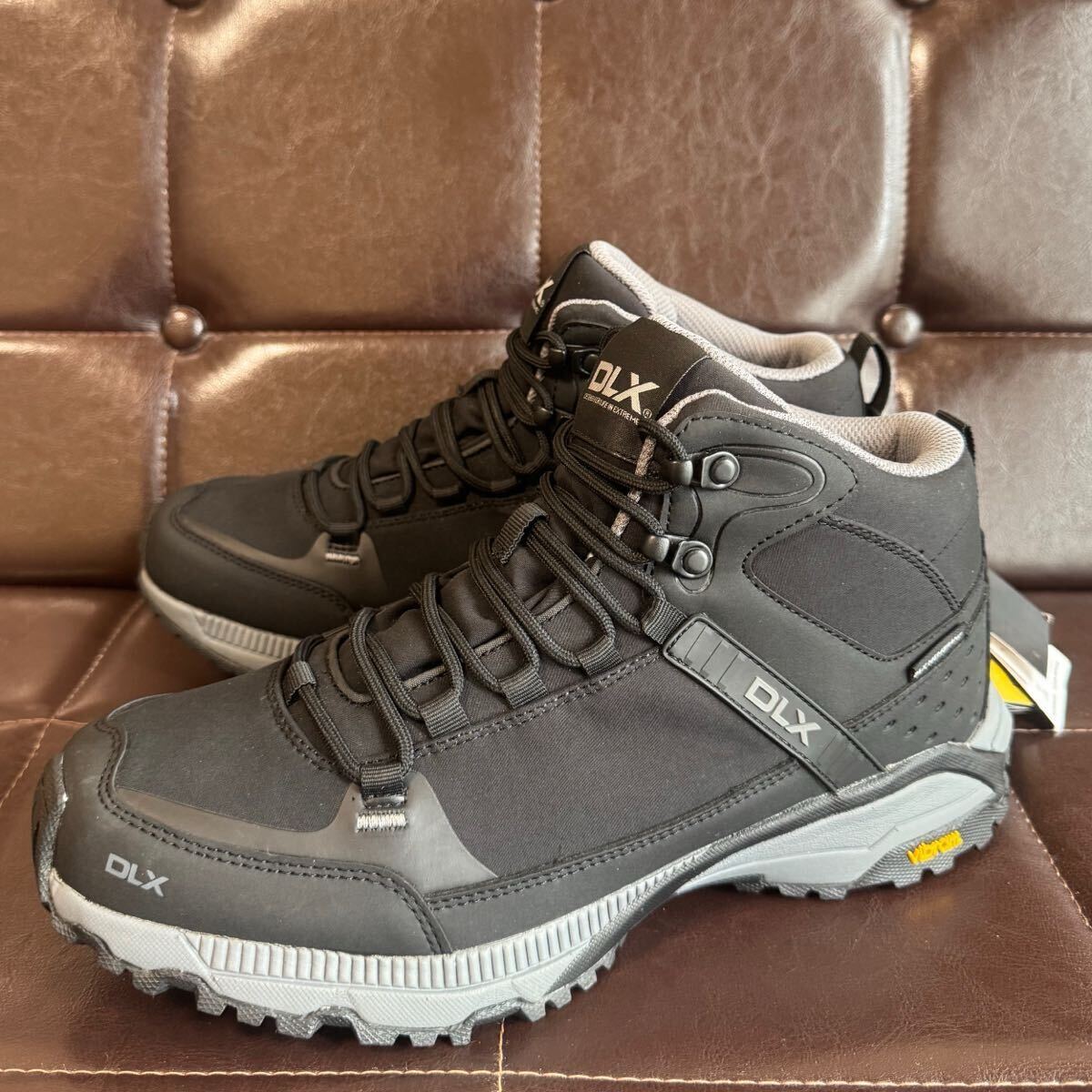 新品！イギリスブランドDLX（ディーエルエックス）RENTON防水トレッキングシューズ28cm vibramソールDLX MEMBRANE Ortholiteインソール