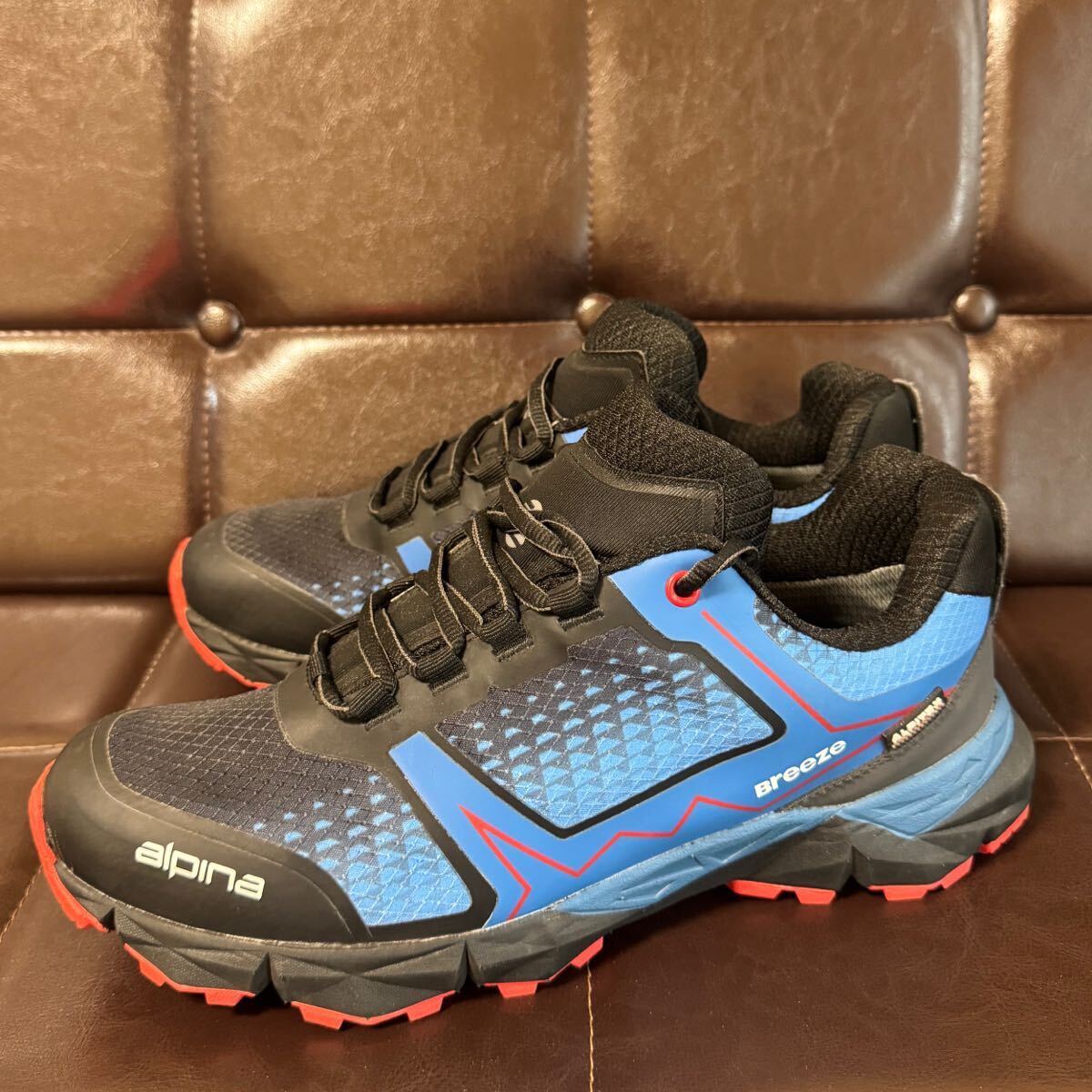 新品！スロベニアブランドalpina（アルピナ）Breeze防水トレッキングシューズ27cmブルーALPITEX防水vibramソールOrtholiteインソール訳有り