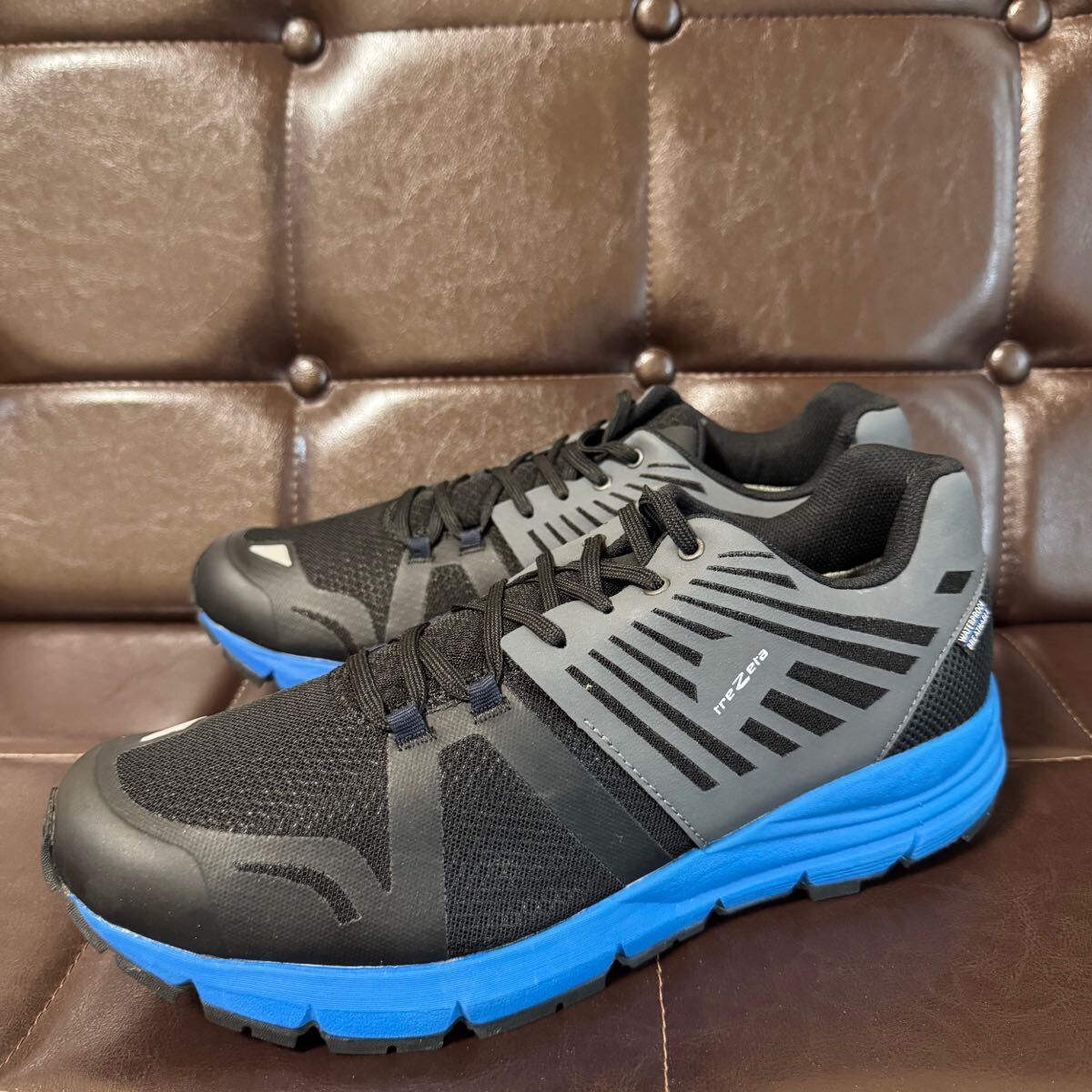 新品！イタリアブランドTREZETA（トレゼータ）DELTA WP防水トレッキングシューズ28cm防水vibramソール訳有りサンプル品