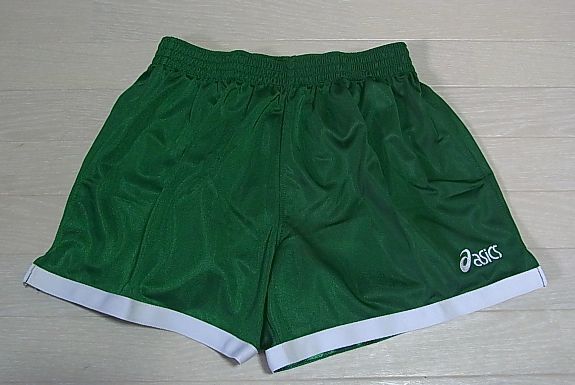 美品　asics ショートパンツ 　SIZE:150 ジュニア　子供　アシックス　トレーニング　パンツ　体操着