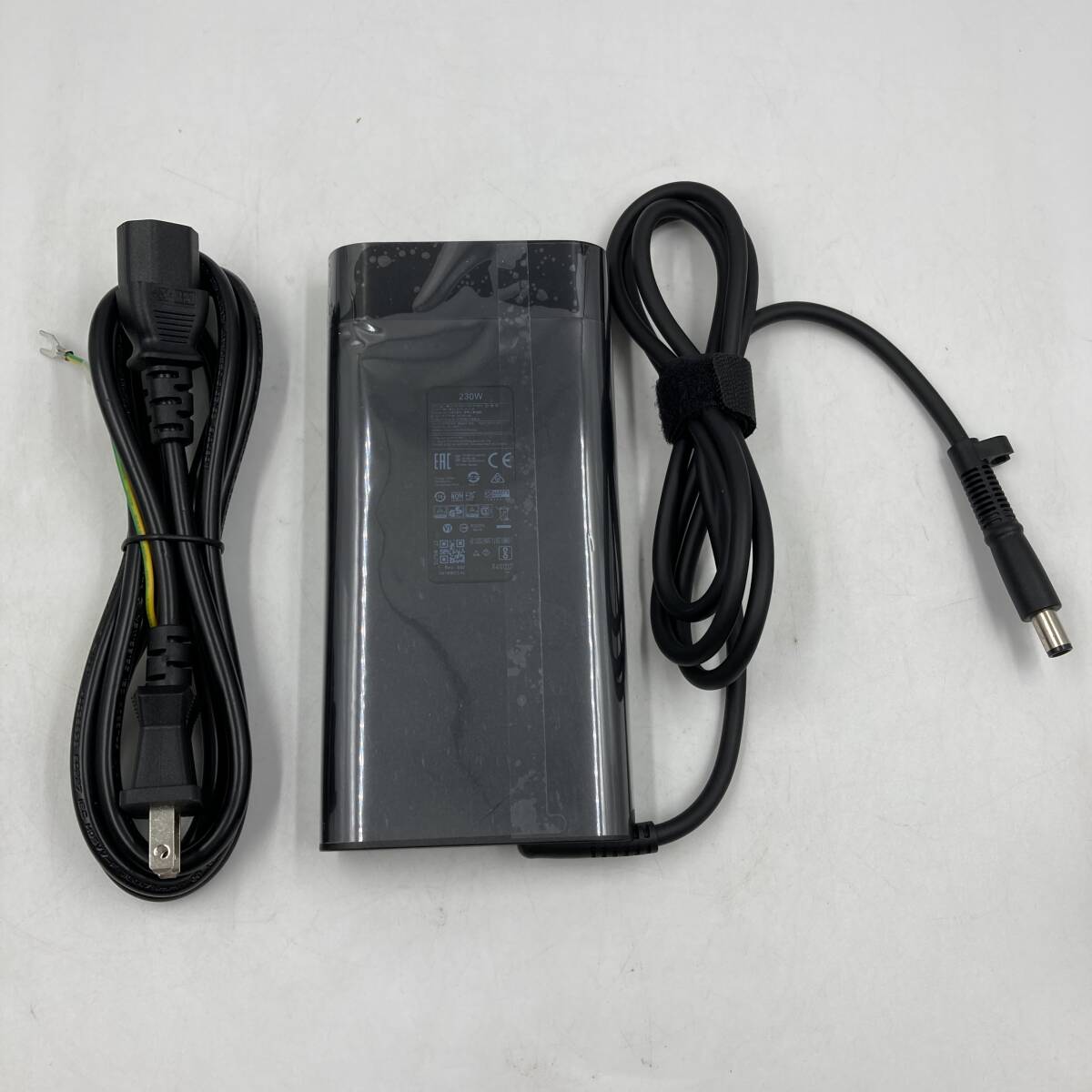 【未検品】ノートパソコン電源コード　スリム230W AC充電器アダプターとの互換性HP/Y41005-F2