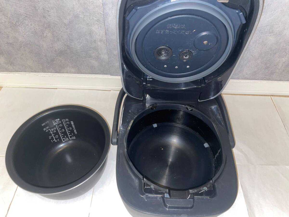 象印 炎舞炊き NW-PT10 5.5合 圧力IH炊飯ジャー 高級炊飯器 良品 即発送 _201