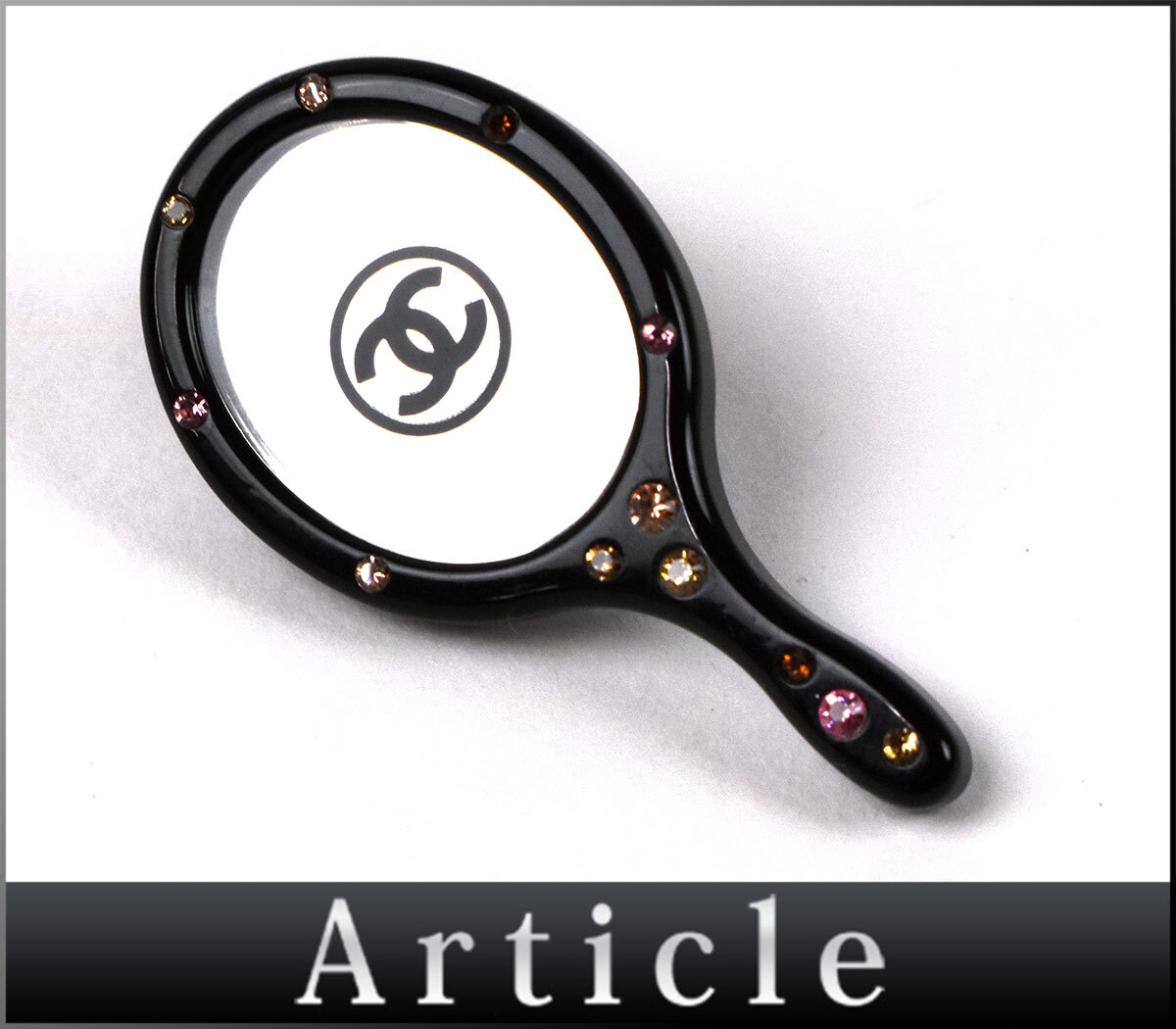 503302〇 CHANEL シャネル ミラー型 ピンズ ピンバッジ バッチ ブローチ 08A 樹脂 ラインストーン ブラック 手鏡 レディース/ E