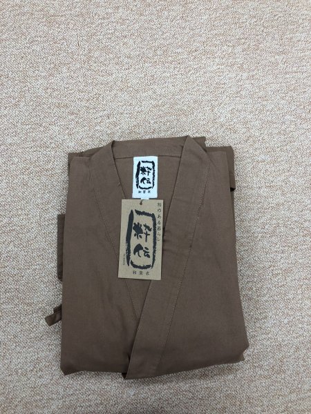 格安アウトレット 作務衣［粋伝］浅茶色 Lサイズ 上下セット