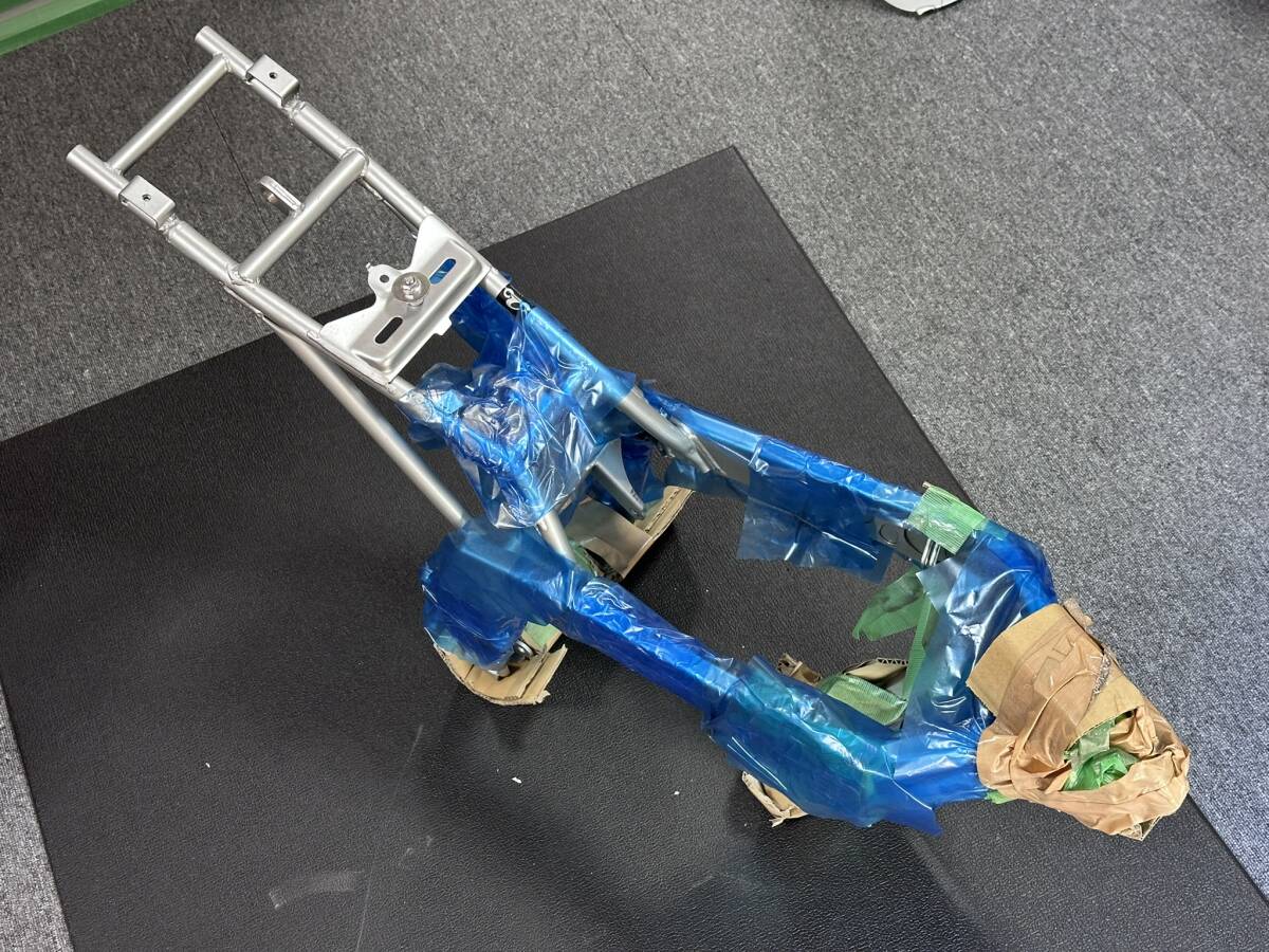 NSF100 新車外し SP仕様 フレーム 50100-NX2-000 FRAME BODY COMP