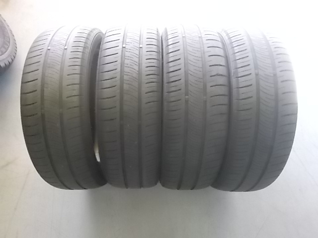 １６５／５５Ｒ１５　ダンロップ　エナセーブ　ＲＶ５０５　４本　　　　　　2605