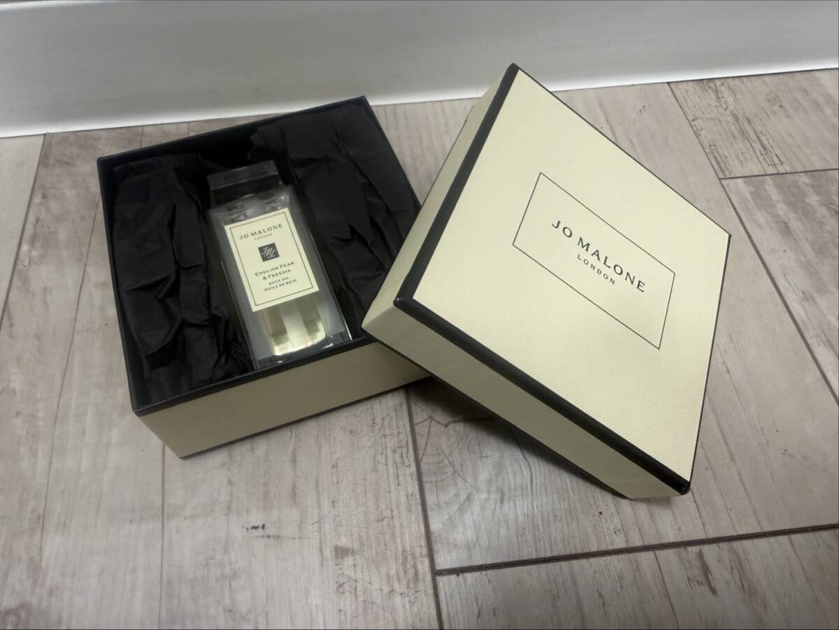 【KM215】ジョーマローン　イングリッシュペアー&フリージアバスオイル　30ml　未開封品　未使用品　現状品